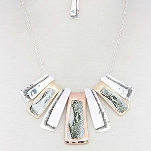 Animal Pattern Rectangular Necklace & Earring Set